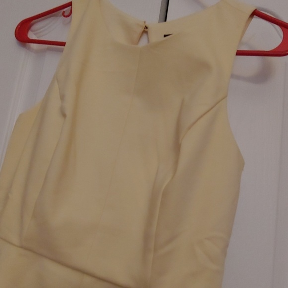Forever 21 Short Yellow dress - Picture 2 of 8